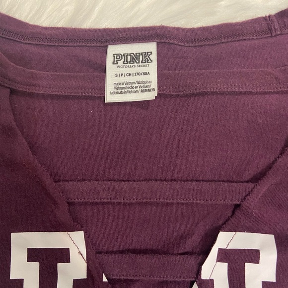 PINK burgundy t shirt Size S - Picture 2 of 2